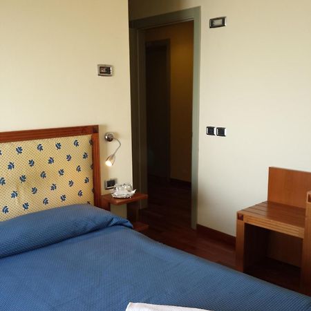 Hotel Il Castellaccio Piccione Oda fotoğraf