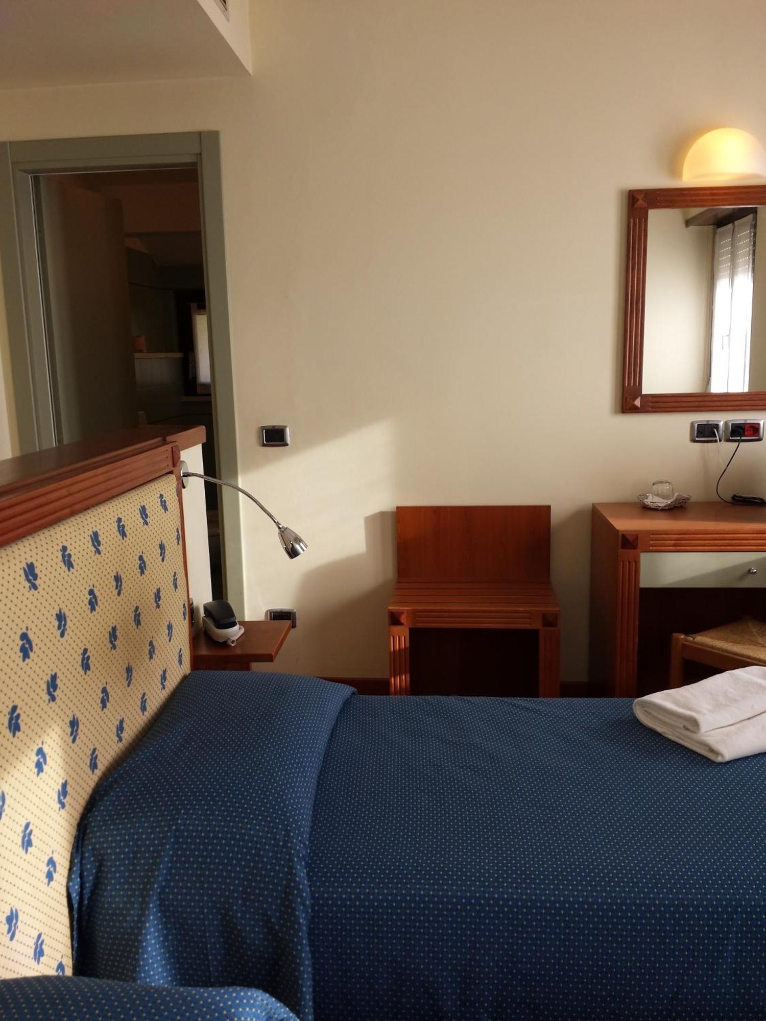 Hotel Il Castellaccio Piccione Oda fotoğraf