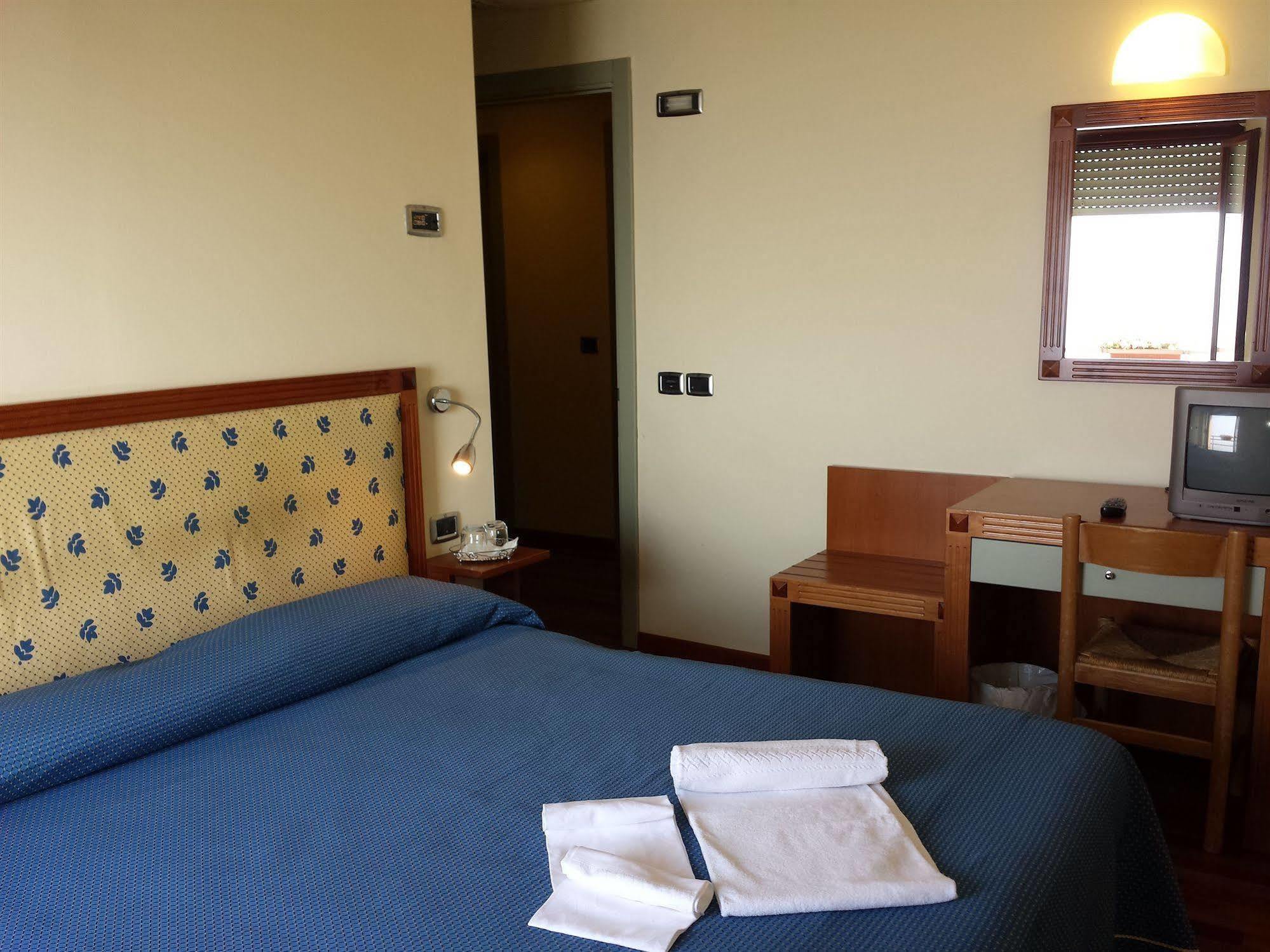 Hotel Il Castellaccio Piccione Dış mekan fotoğraf